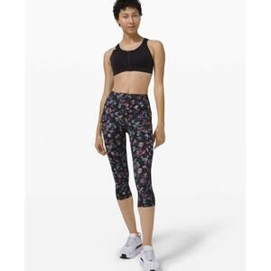Lululemon F&F Crop II 19" Nulux *Non-Reflective Floral Multi - Size - 6